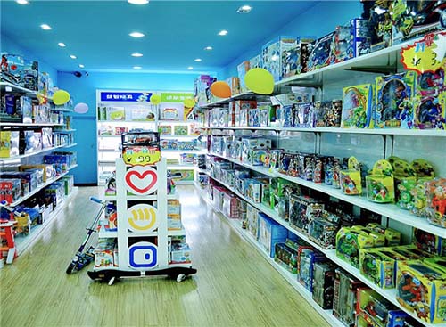 深圳装修公司浅谈玩具店铺装修设计的要领.jpg