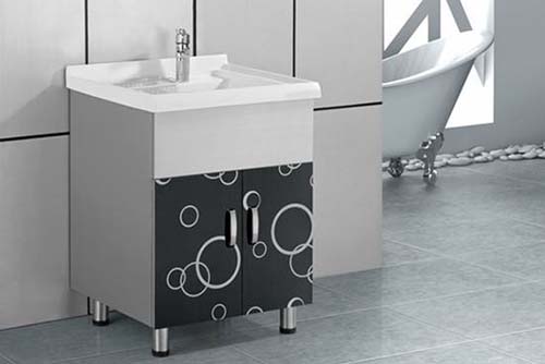 资深装修公司讲解不锈钢浴室柜安装方法.jpg